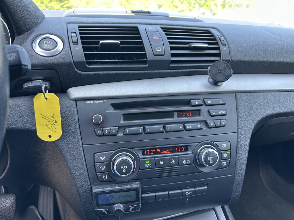 44789853-10.jpg