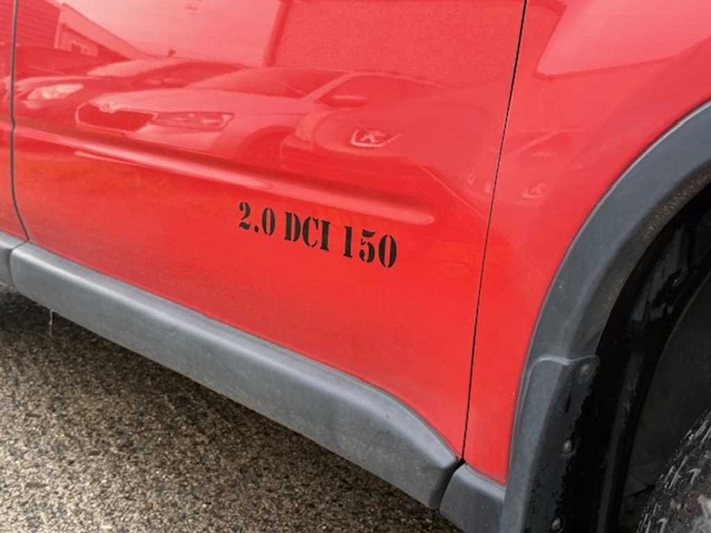 49882688-23.jpg